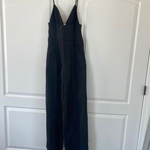 Brand new with tags size small women’s black Zara jumpsuit wide leg